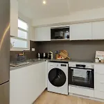 Unique Living Born & Apartamento *