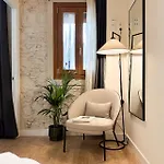 Apartamento Unique Living Born & *
