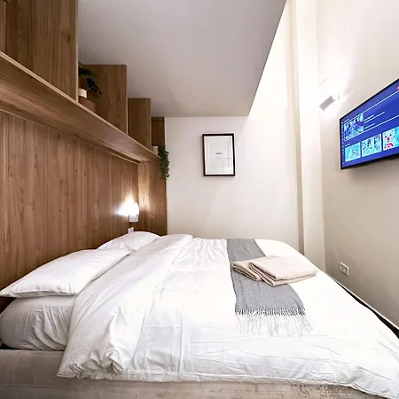 Unique Living Born & Apartment Barcelona