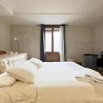 Unique Living Born & Apartamento *
